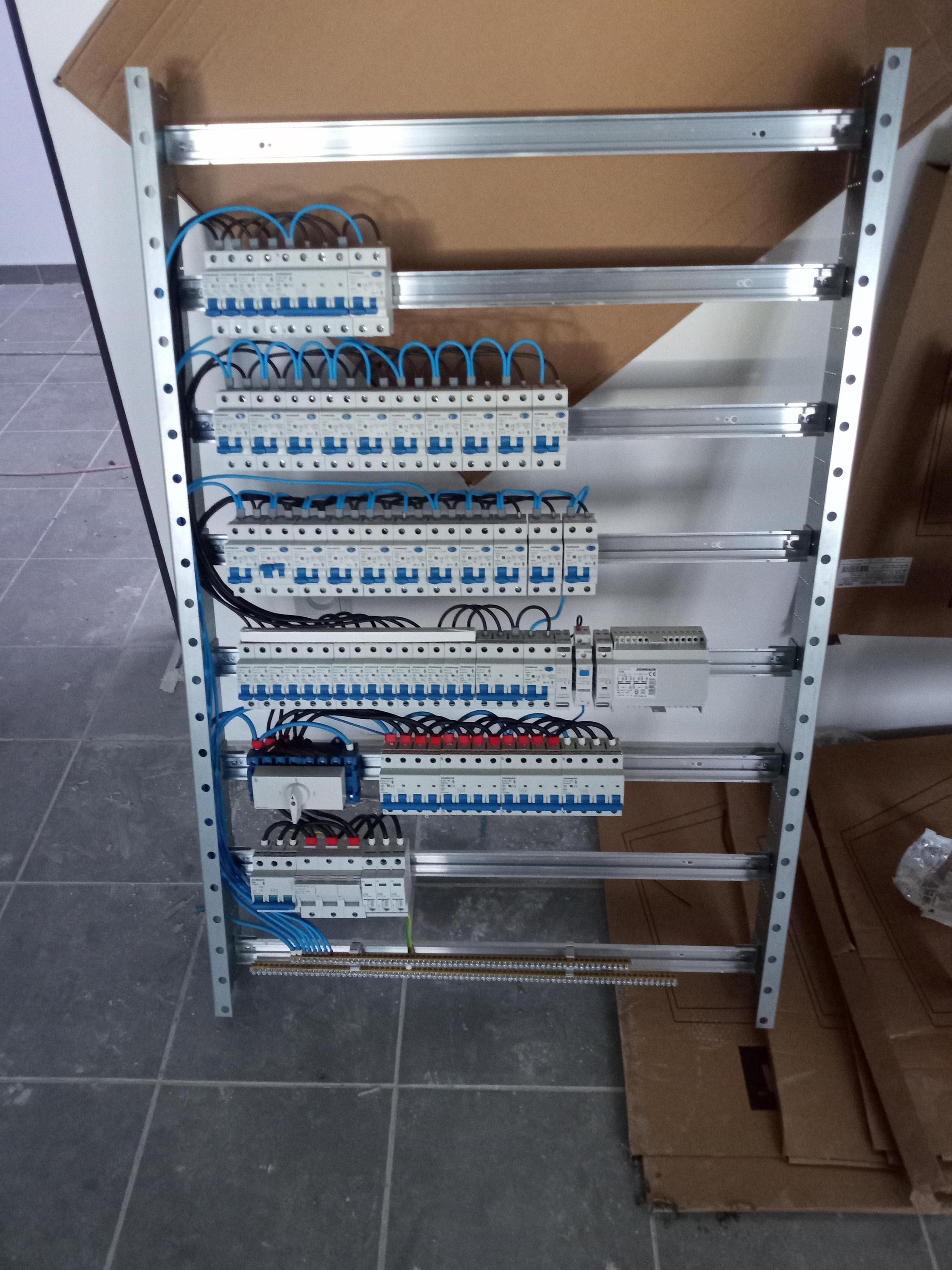 Elektrikář Pavel Šimek foto 3