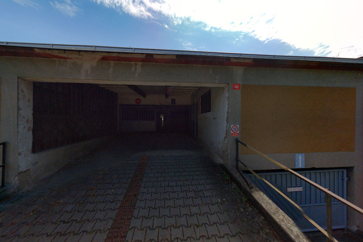 Milan Omámik - AUTOCENTRUM