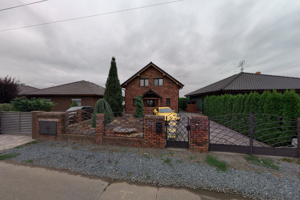 Tomáš Zdráhal - elektroinstalační a hydraulické práce