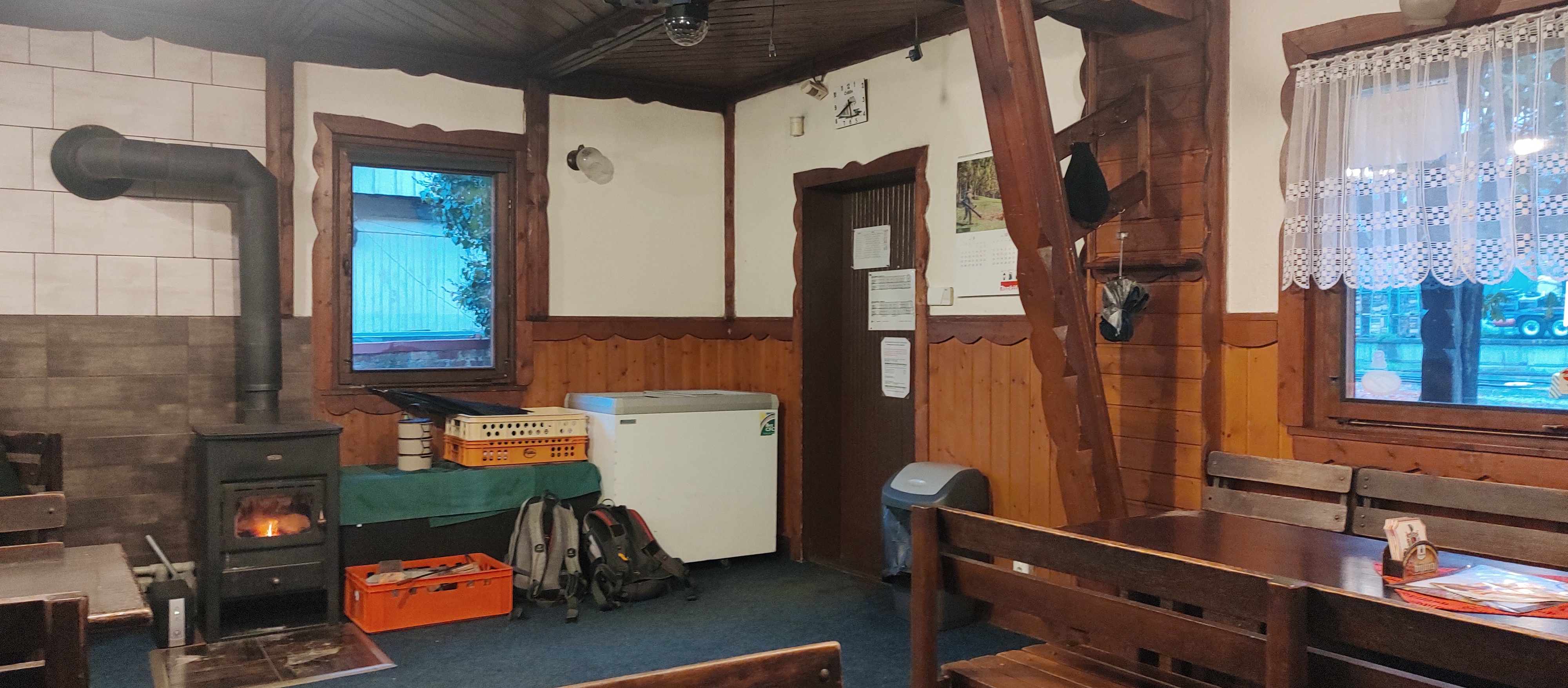 Kiosek - Dřevěnka foto 5