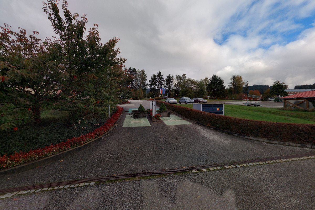 Dobíjecí stanice E.ON Drive