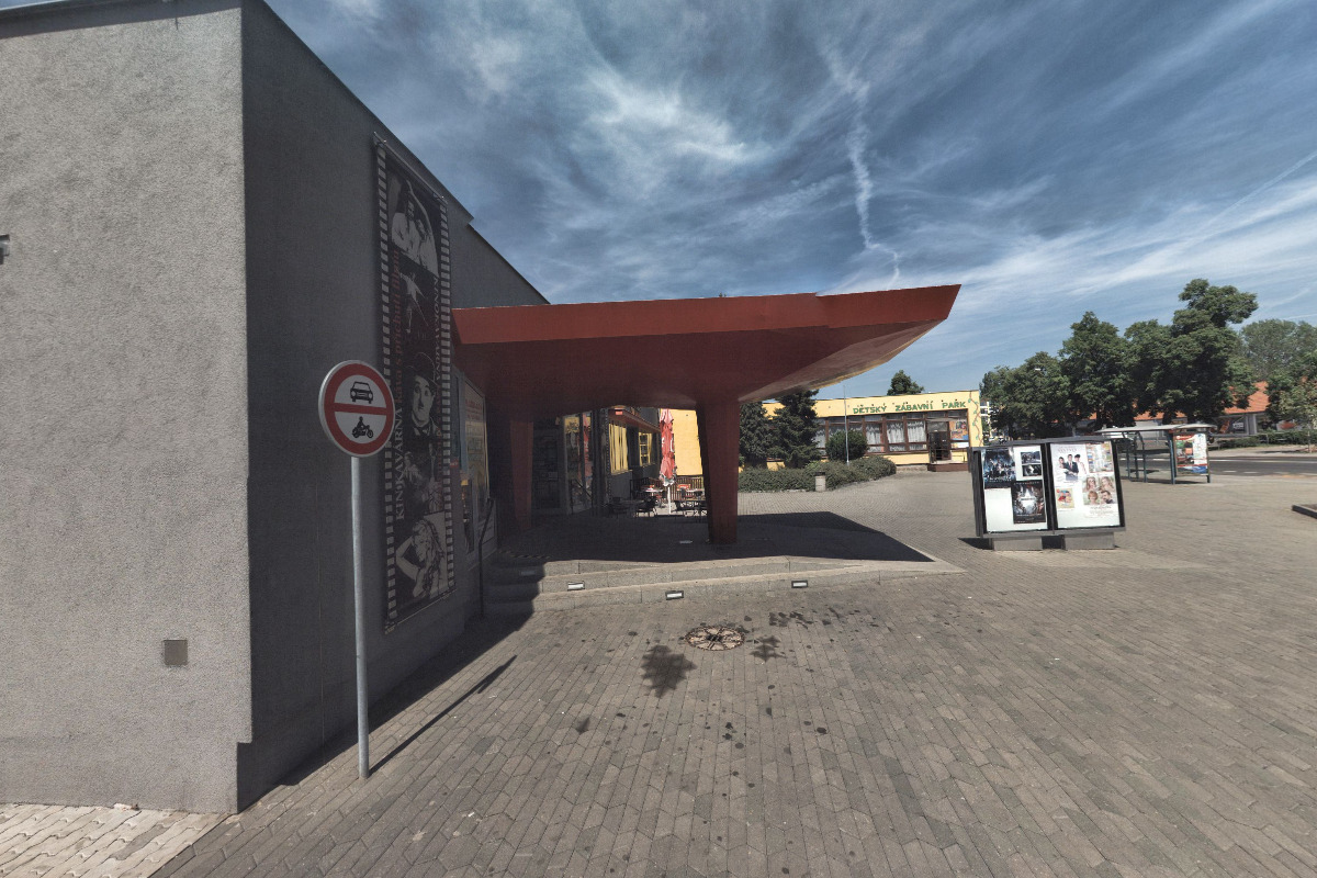 Tabáček Kino foto 2
