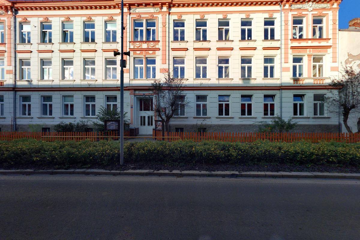 ZŠ Kraslice, Dukelská foto 2