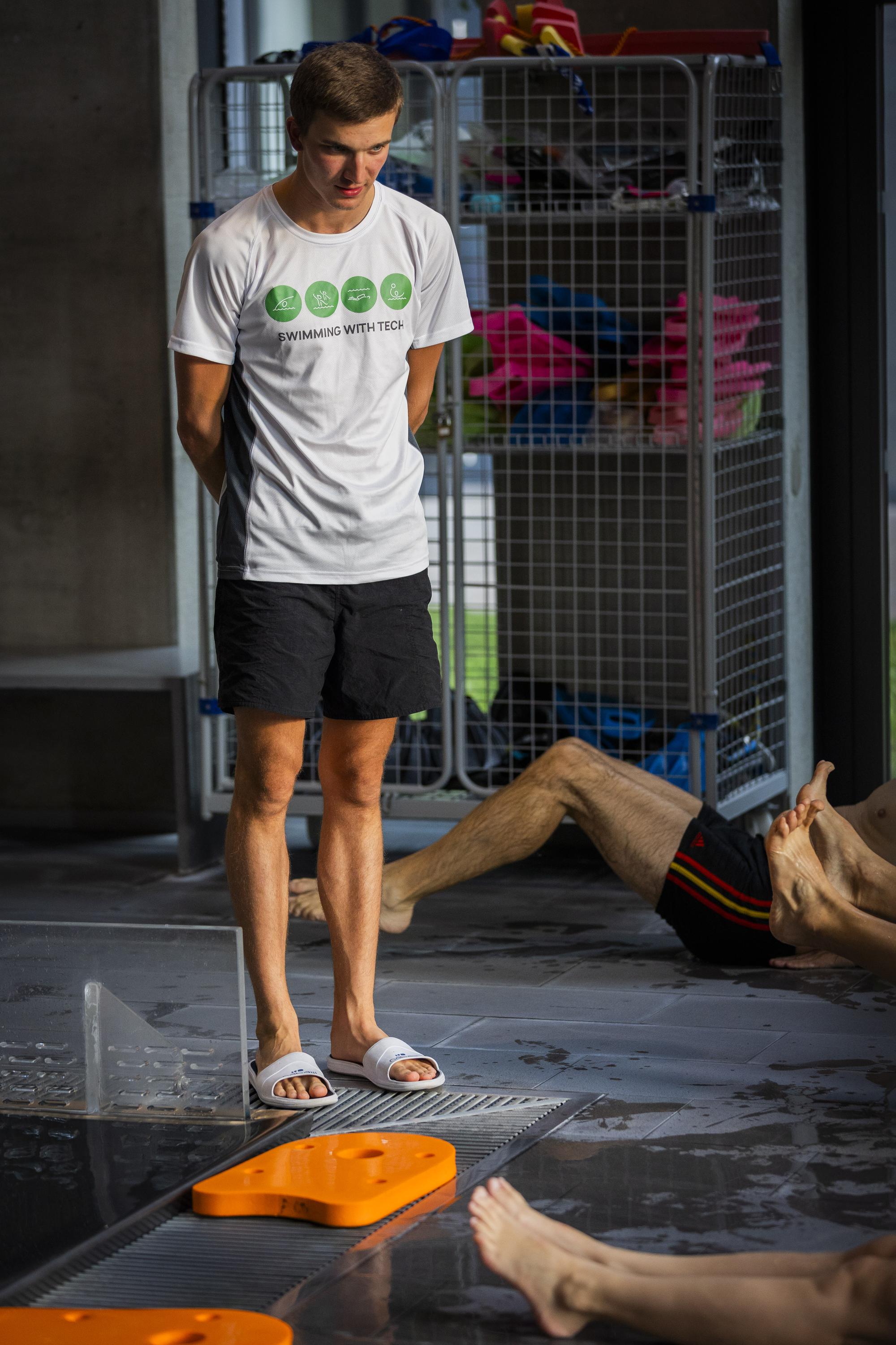 Swimming With Tech foto 3