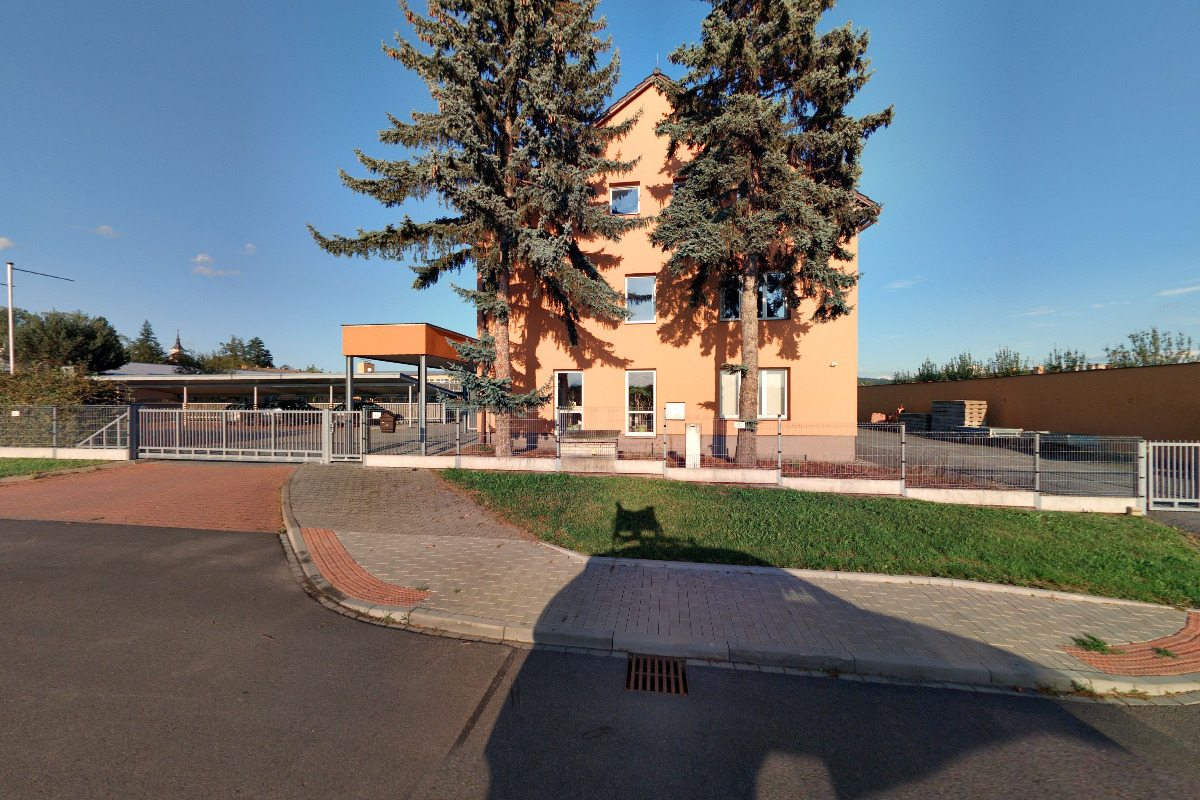 Vojenské lesy a statky ČR - DIVIZE LIPNÍK NAD BEČVOU foto 2