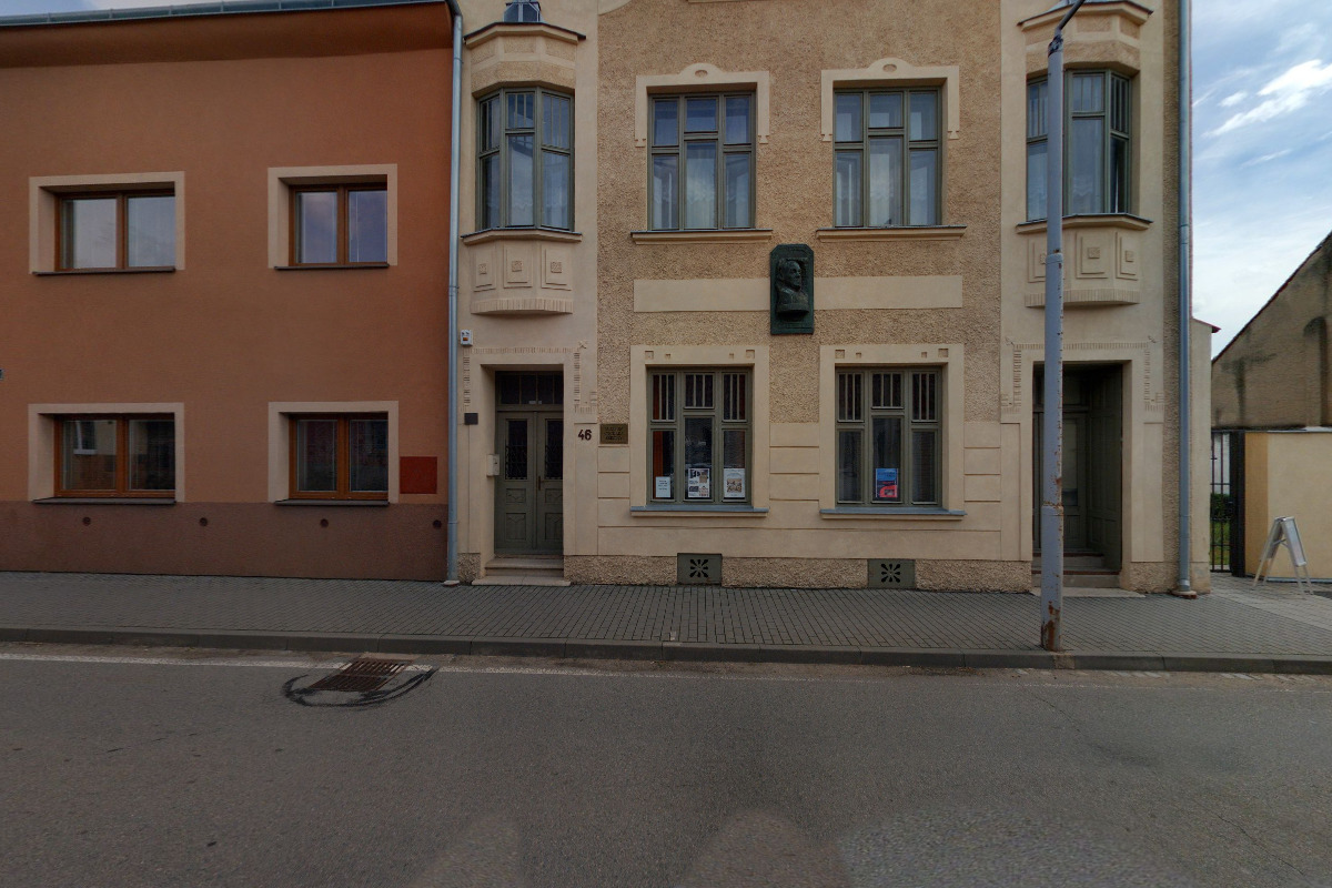 Společnost Otokara Březiny foto 2