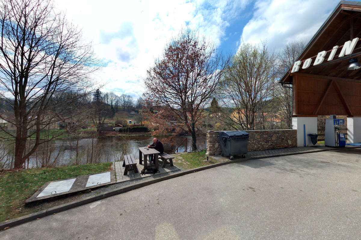 Půjčovna lodí Dronte