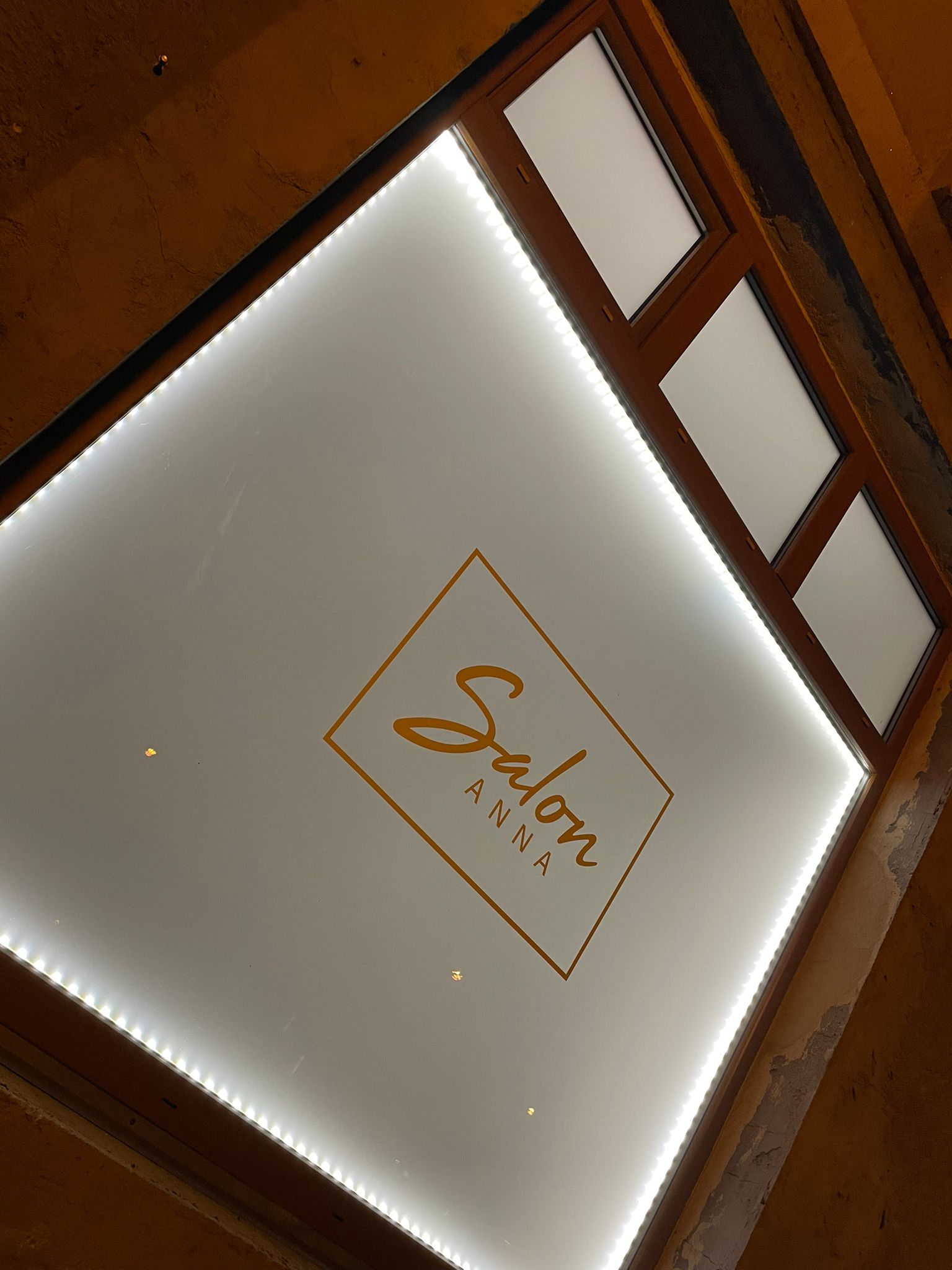 Salon Anna foto 2