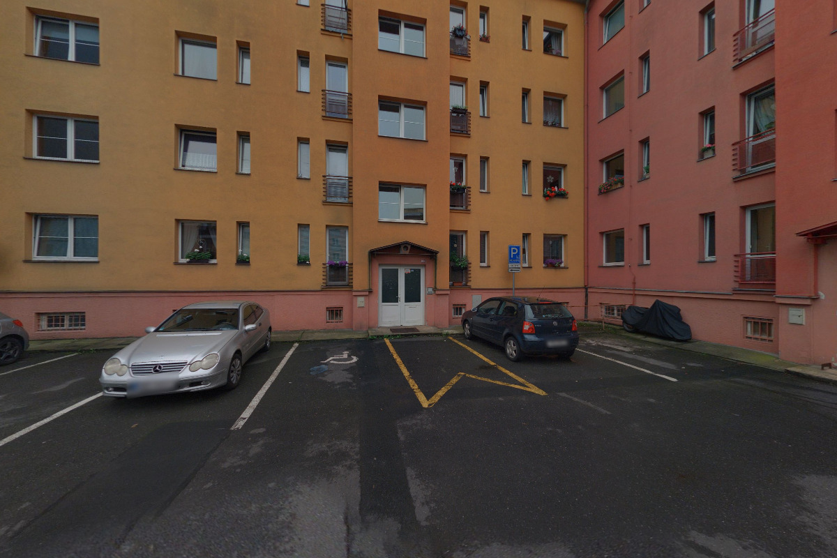 Potraviny-Večerka Brigádnická