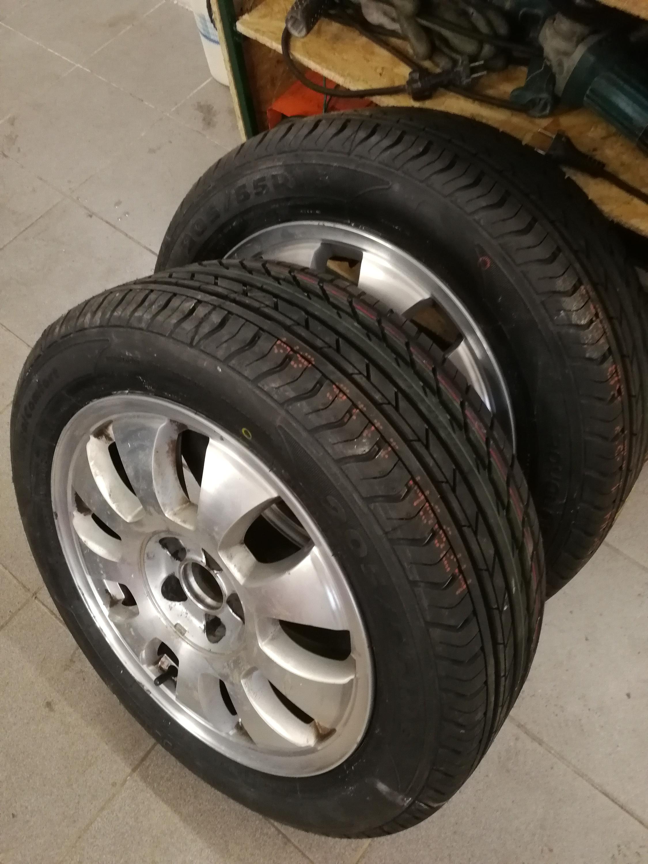 Pneuservis Horní Sloupnice foto 4