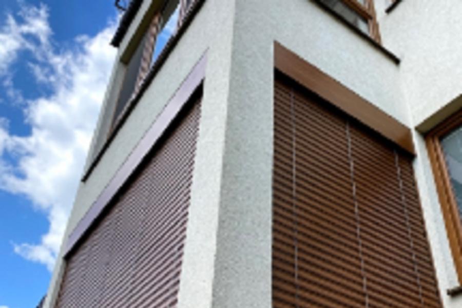 Venkovní žaluzie s pohonem i bez