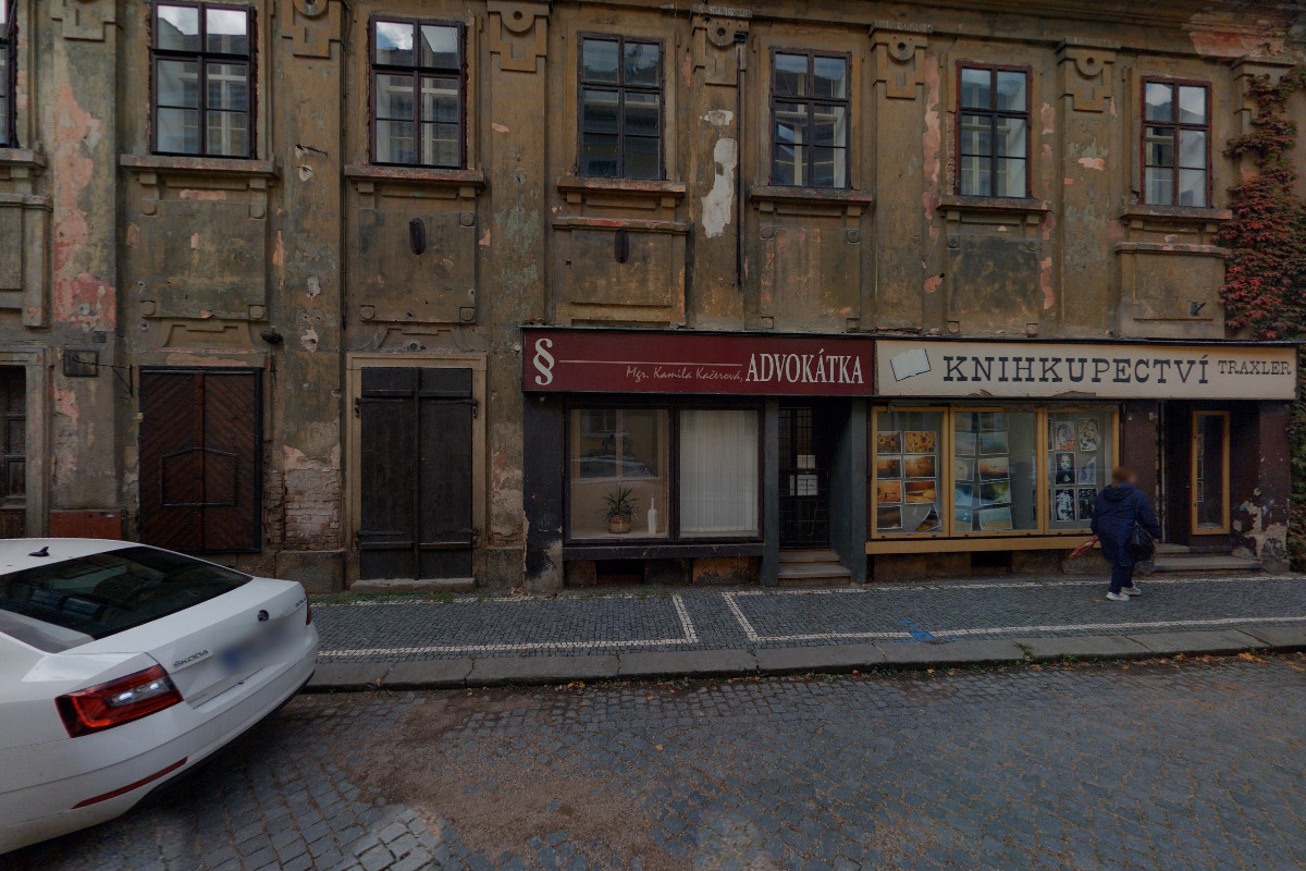 Mgr. Kamila Kačerová, advokátka