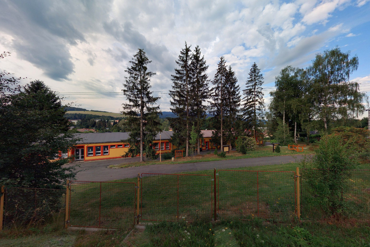 MŠ Chrastava, Luční foto 2