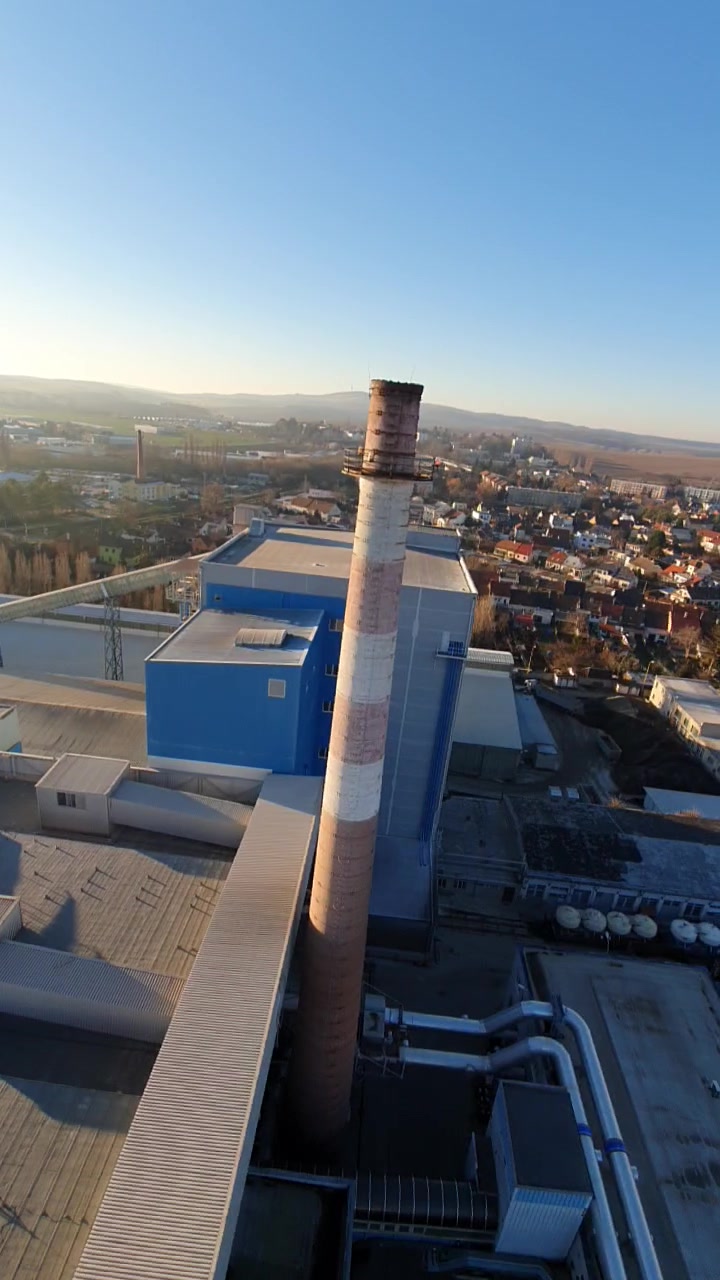 Výškové práce Kamil Čech foto 2 (náhled videa)