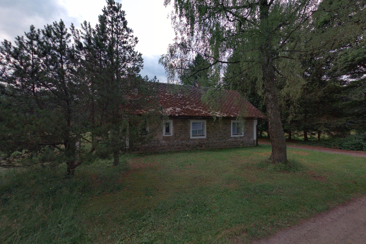 Chalupa na Samotě u Lesa