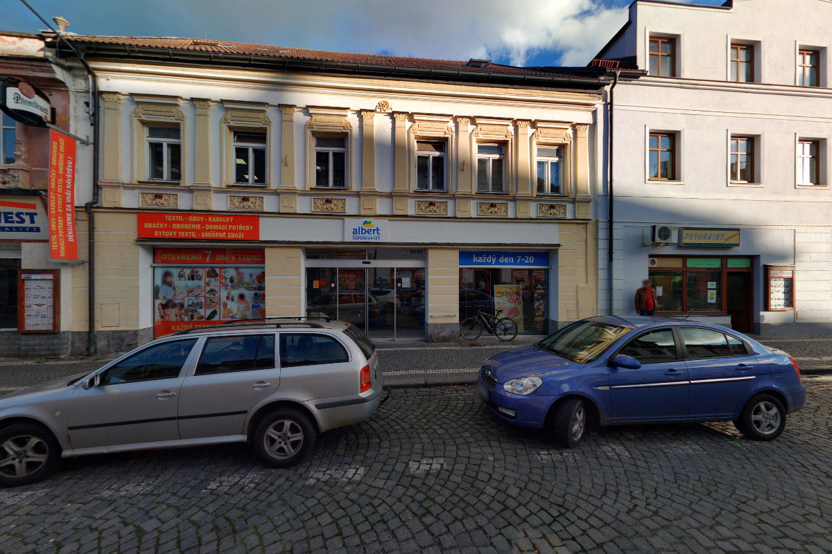 Apartmán nábřeží Karla Houry