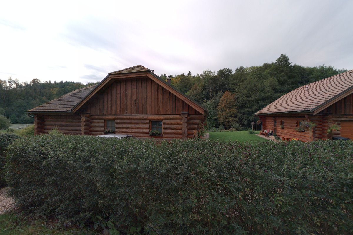 TwoFingers Posed Vážka