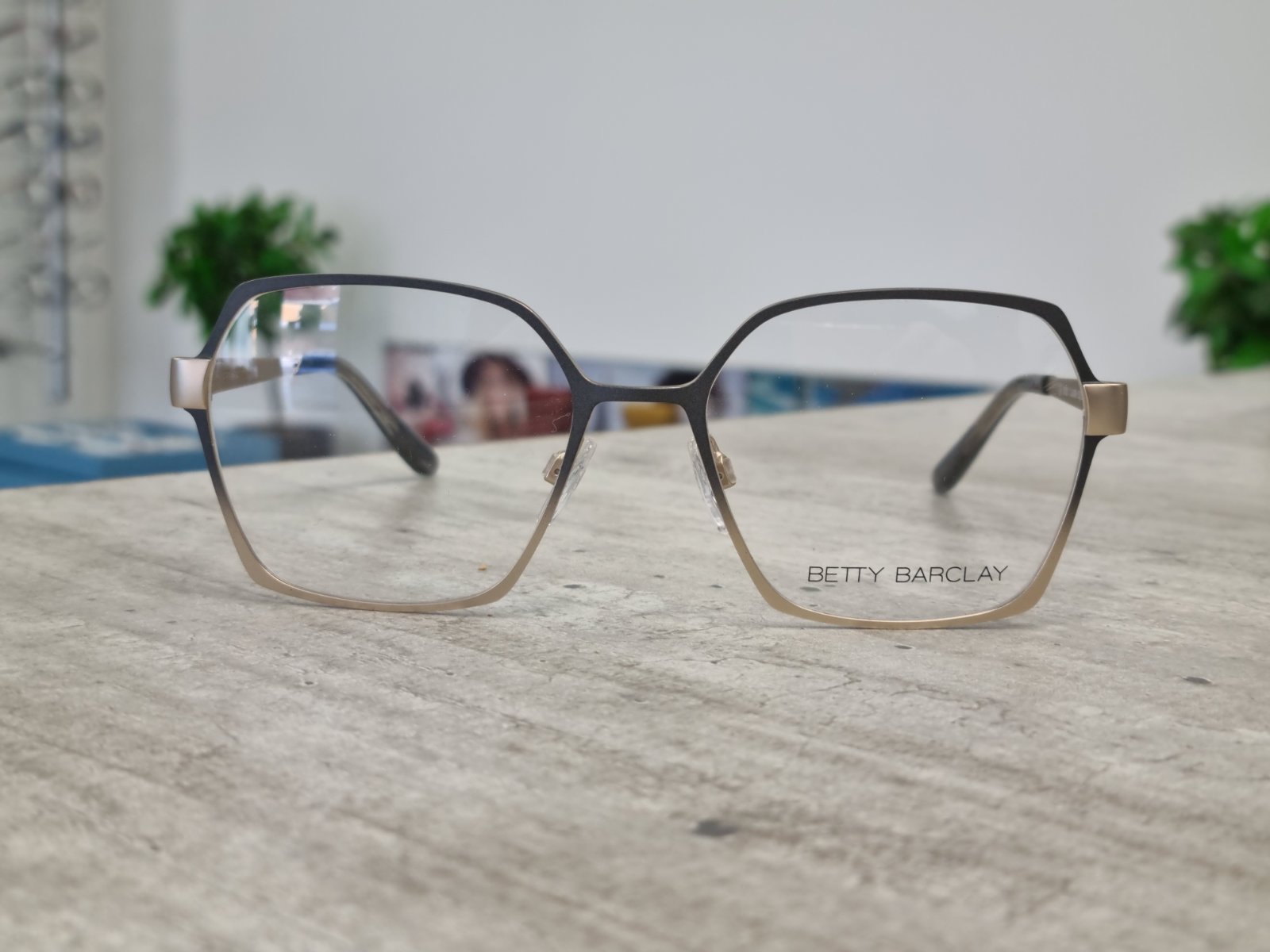 Pinďova OČNÍ OPTIKA foto 4