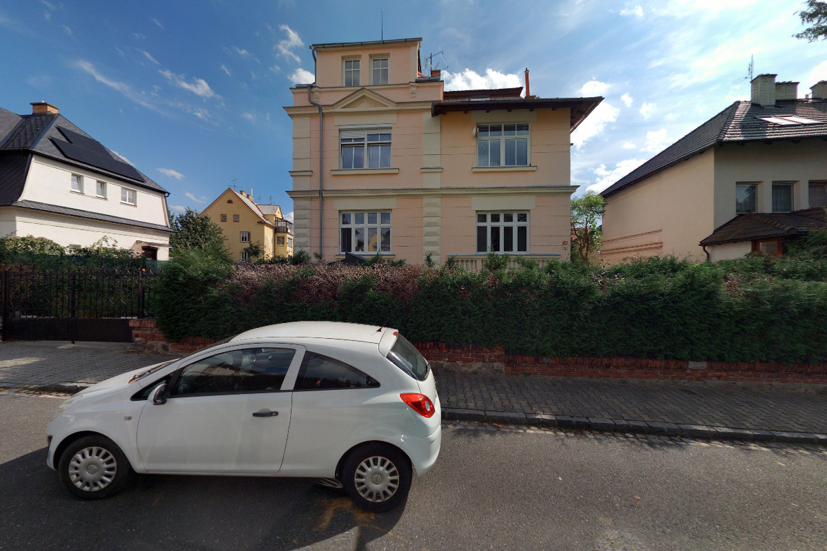 Mgr. Martin Pešek, LL.M., advokát & zapsaný mediátor