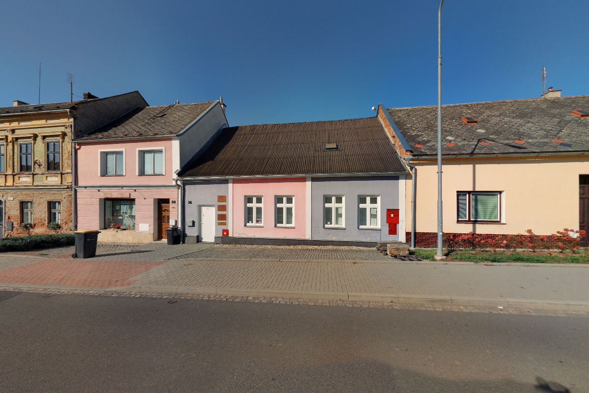 Mgr. Jana Zwyrtek Hamplová, advokátka