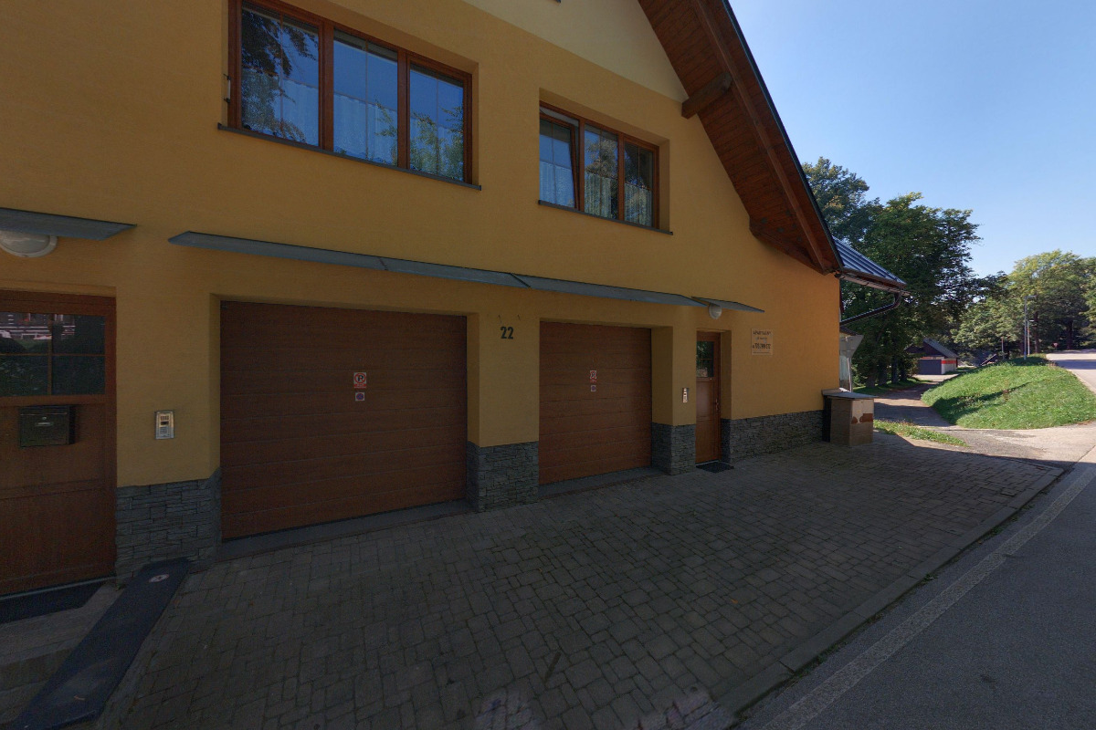 Apartmány U Kostela