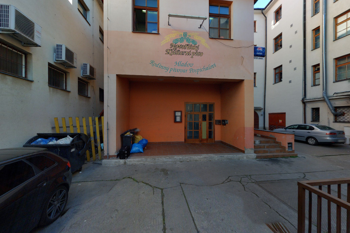 Textile house second hand