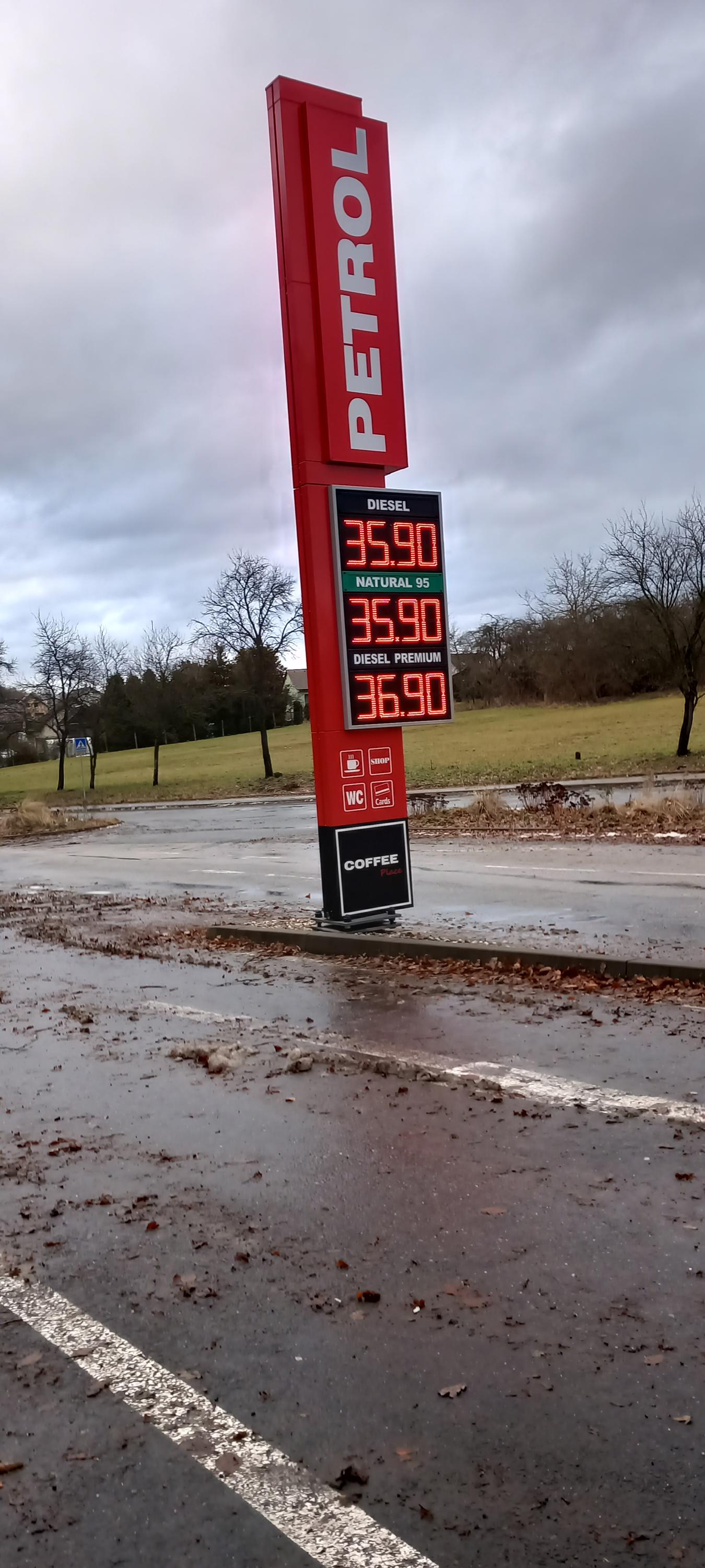 PETROL foto 6