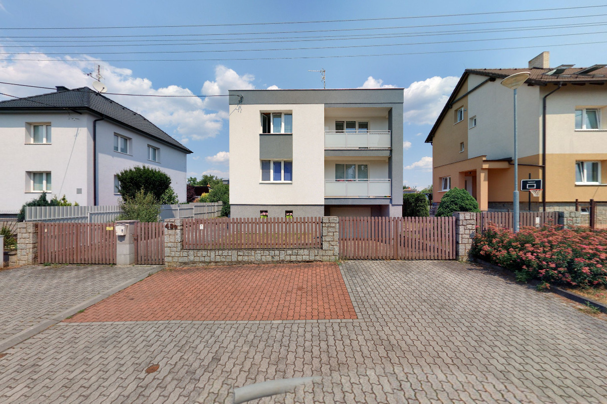 Elpida R+R Plzeň, s.r.o.