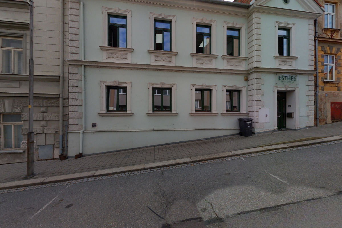 ESTHES, spol. s r.o.