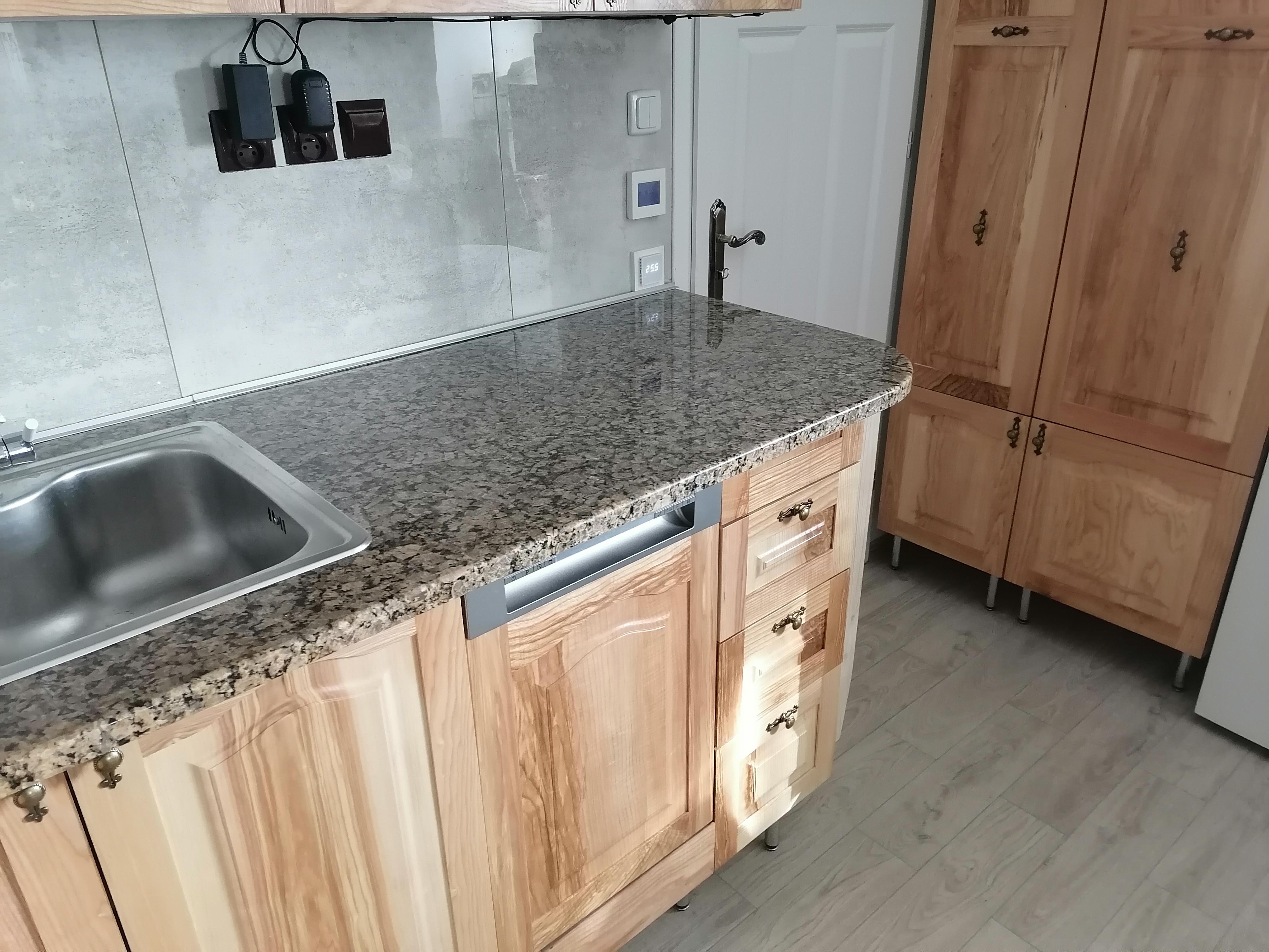 Vlastimil Češka - truhlářská výroba z masivu foto 2