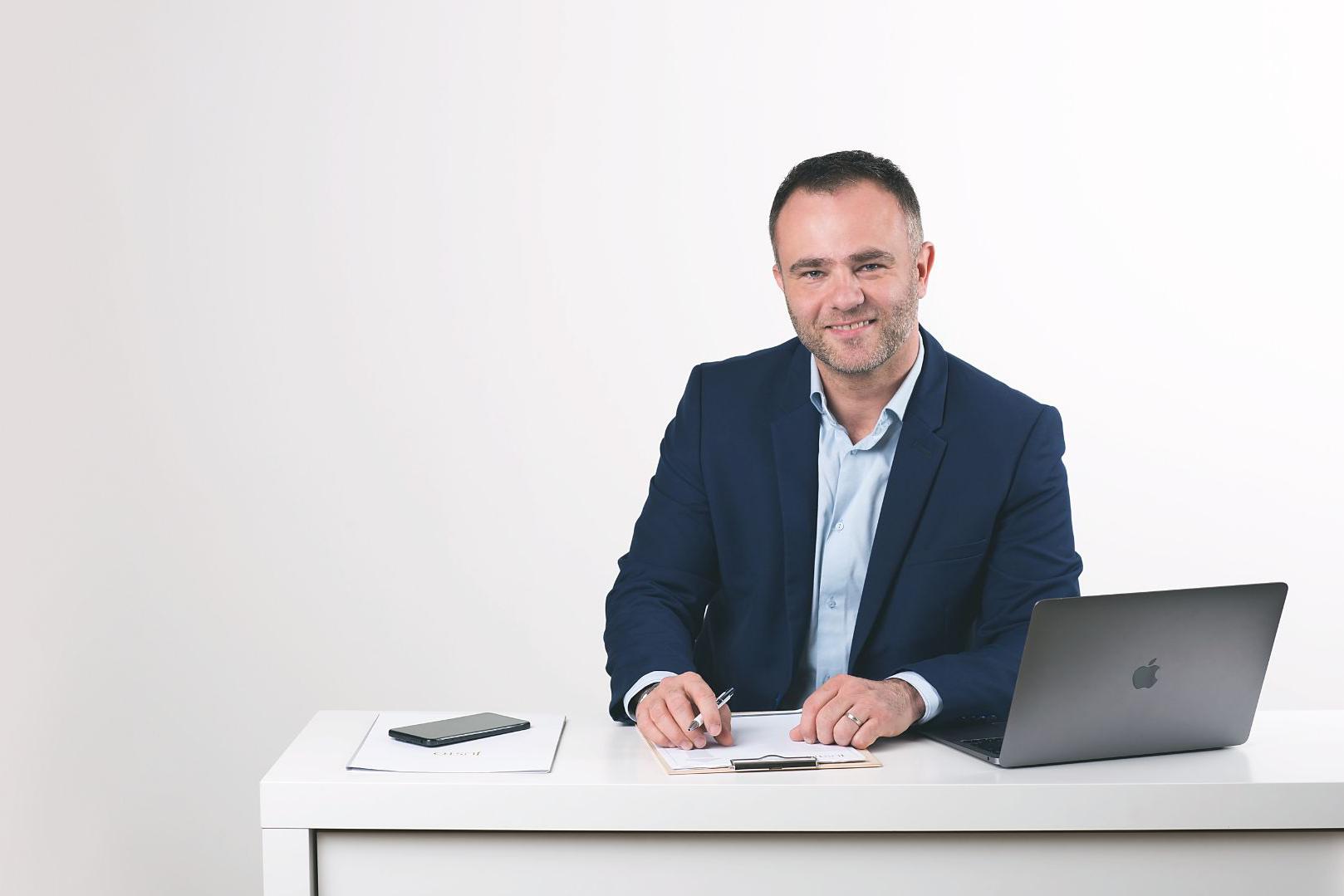 ŠTEVKO reality, partner Justo