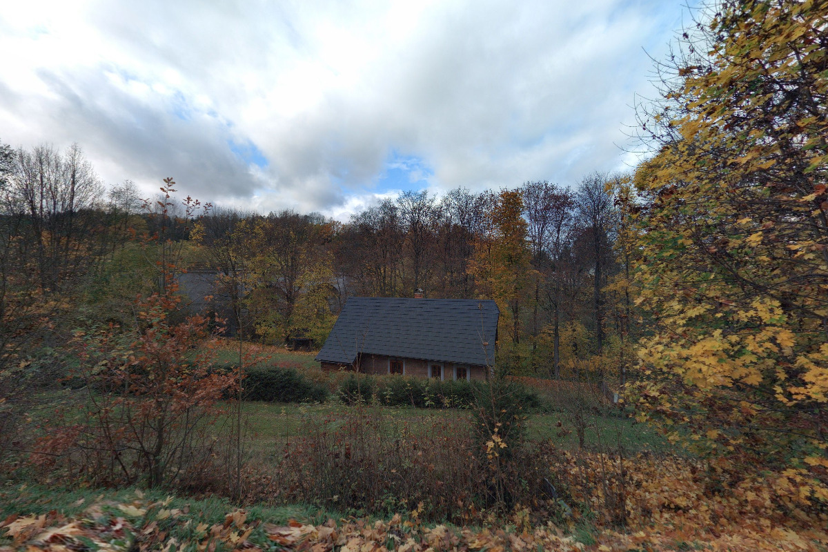 Chalupa u řeky Olešky