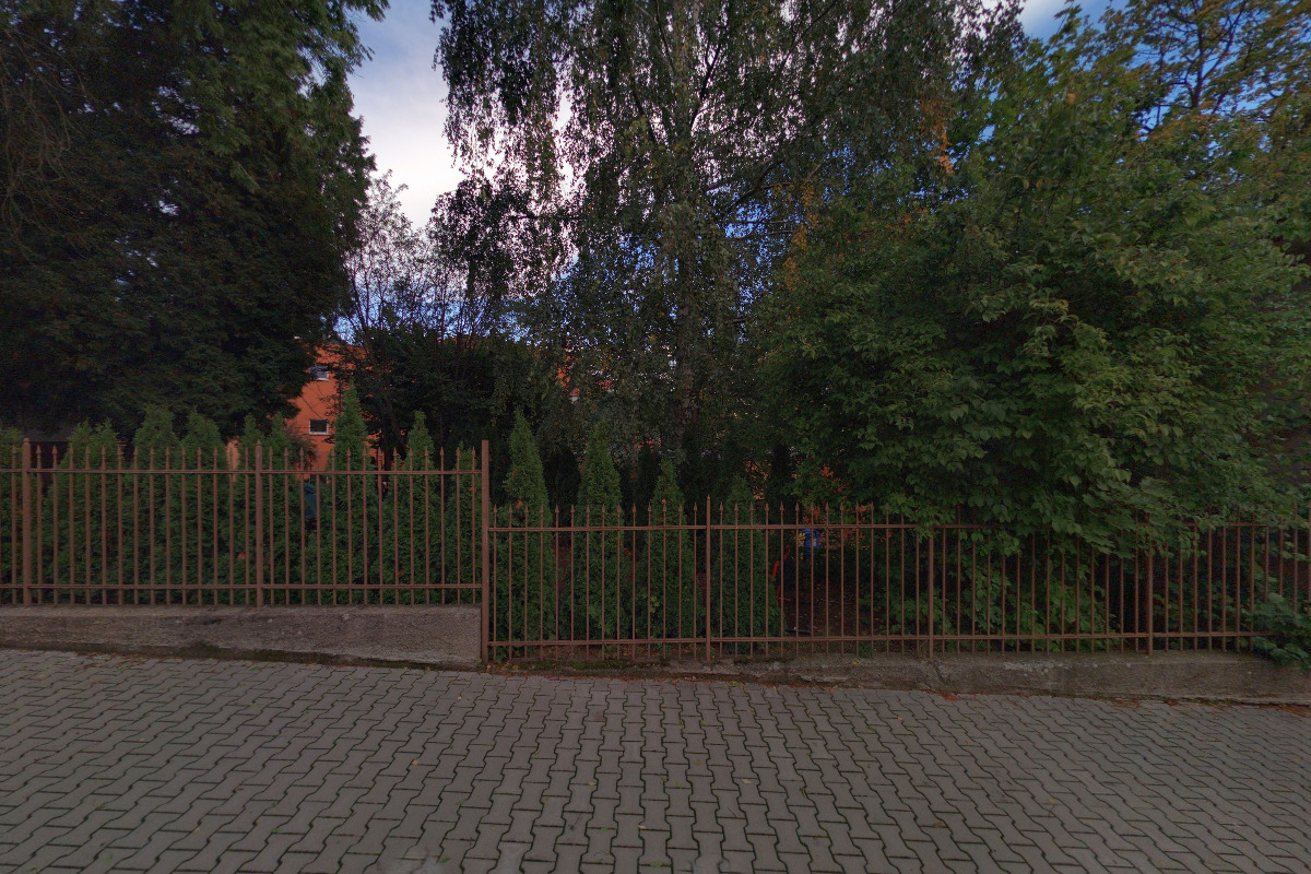 Montessori základní škola