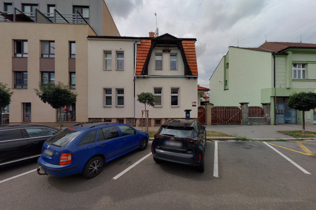 Římskokatolická farnost Hradec Králové - Pražské Předměstí foto 2