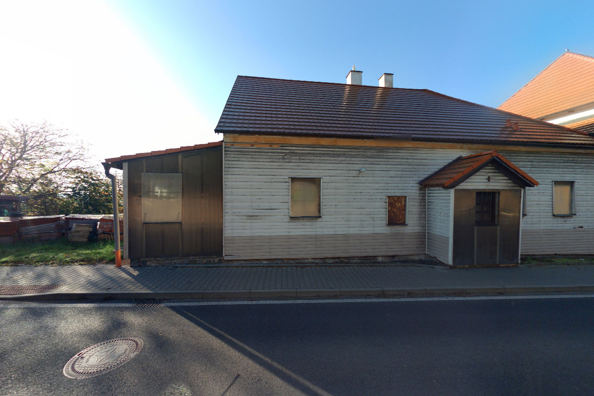 Římskokatolická farnost Zavlekov