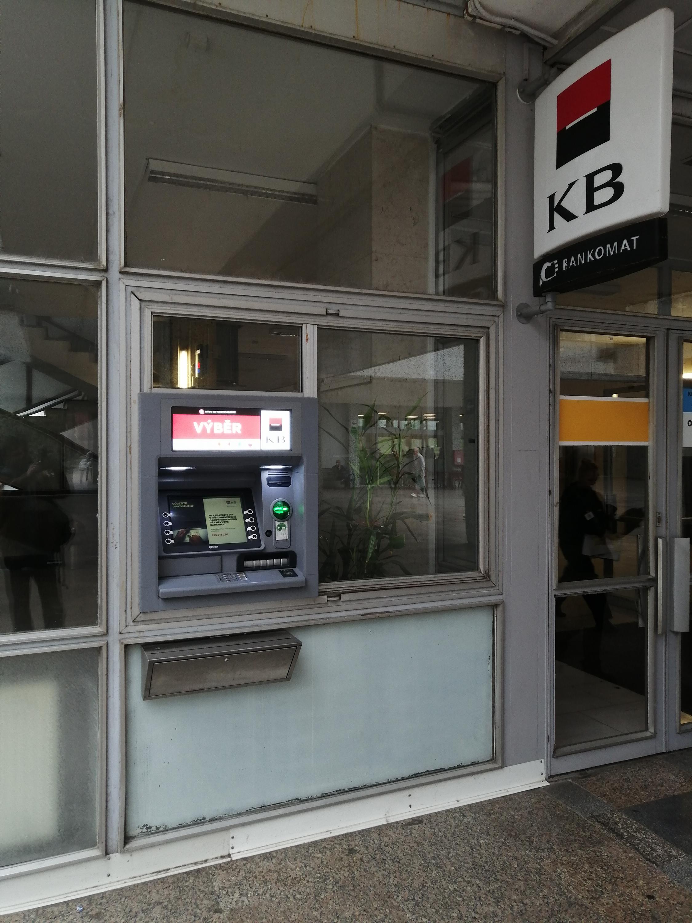 Bankomat Komerční banky foto 2