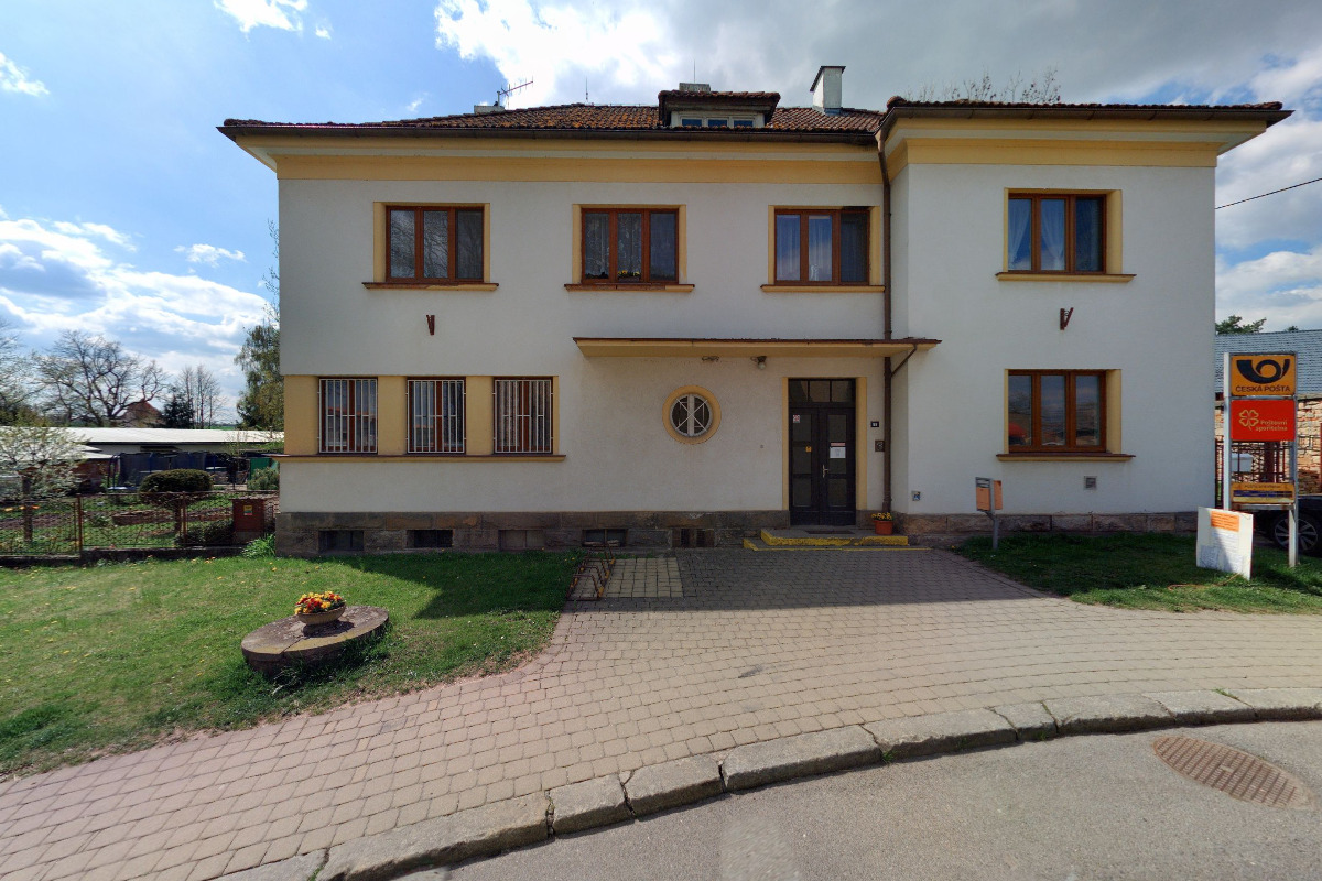 Pošta Hořiněves foto 2