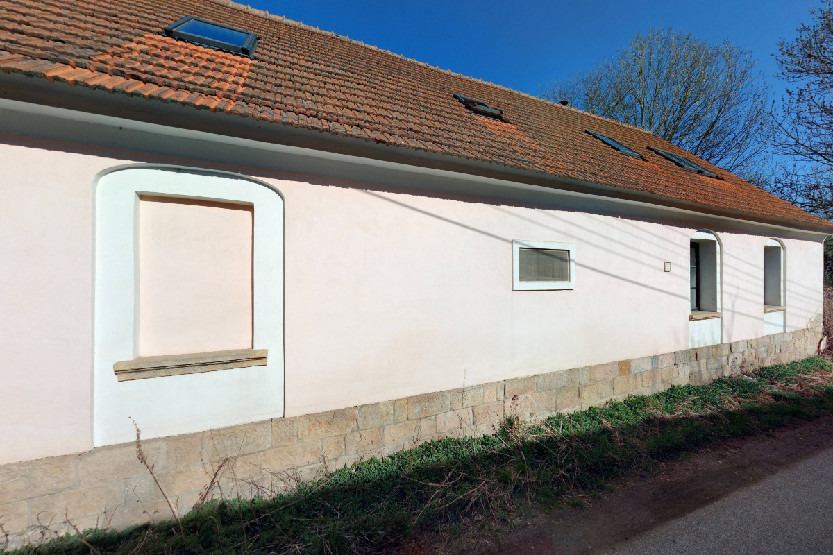 TRES MOSQUITOS, s.r.o.