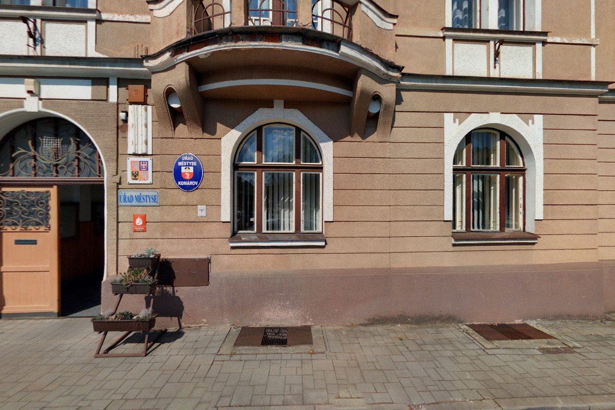 Komárov - úřad městyse foto 3