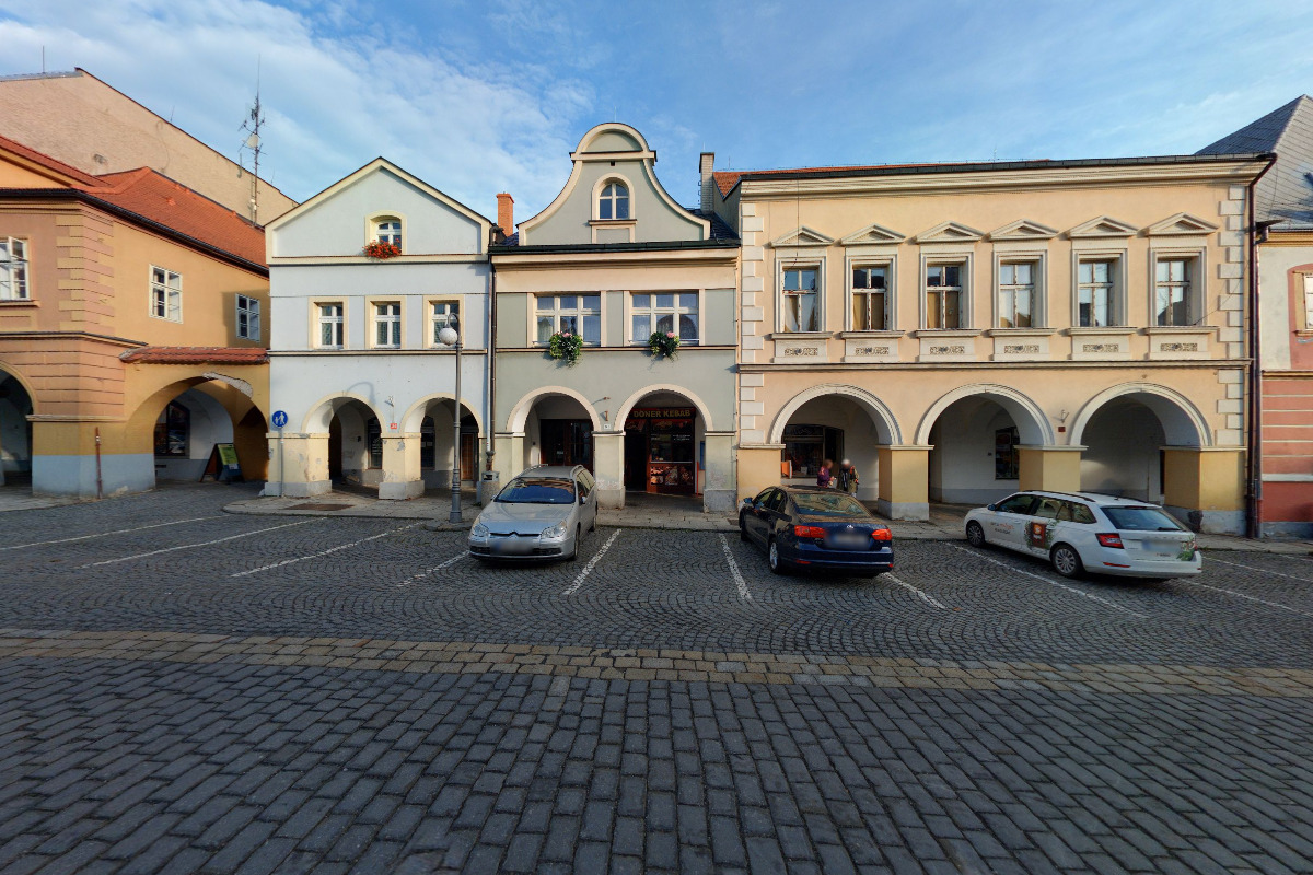PIZZA GYROS náměstí Míru 140