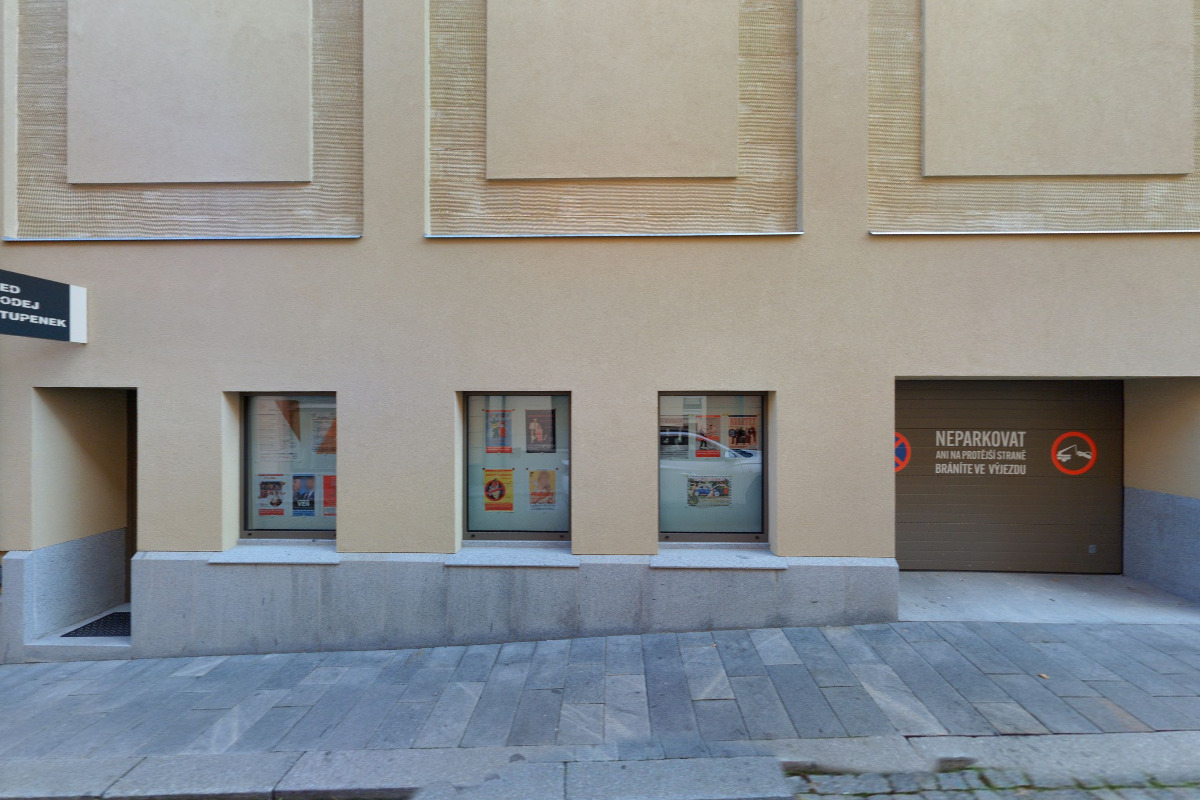 Cocktail Bar Déčko