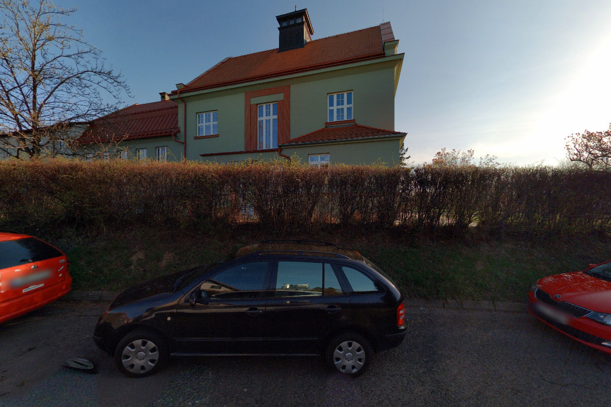 Praktická škola, Jičín