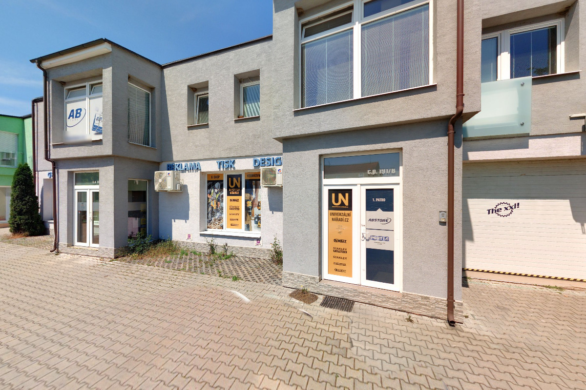 Daniel Knebl The XXL!