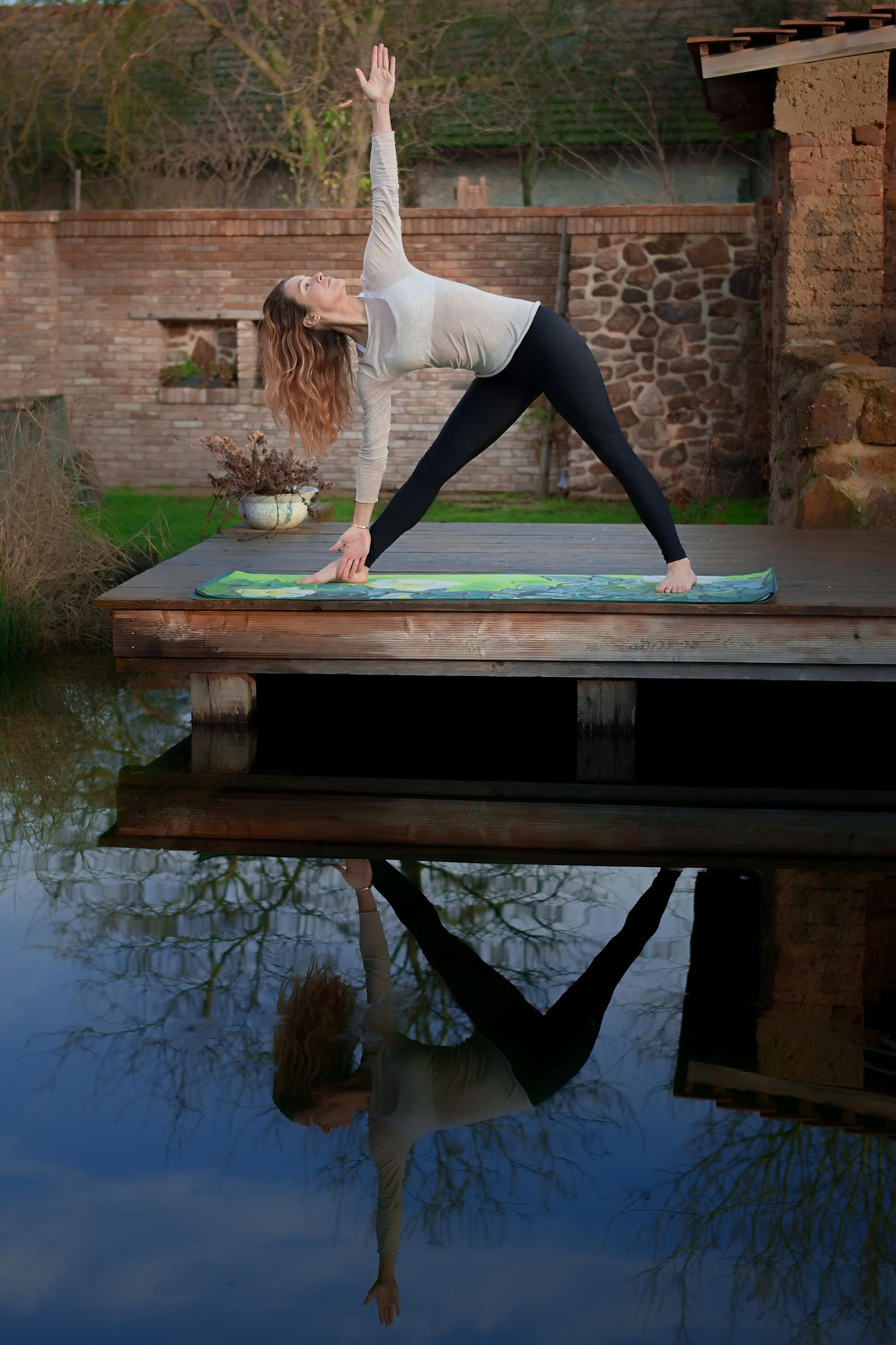 YOGA FLOW THERAPY foto 3
