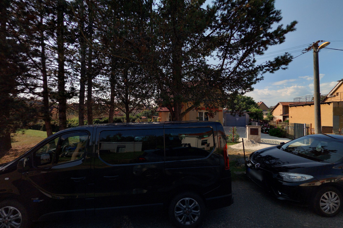 Hiep Nguyen Van - kadeřnické a nehtové studio foto 2