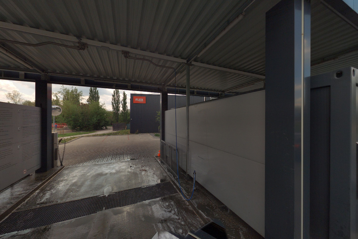 Mycí centrum CrystalCruisers Milovice