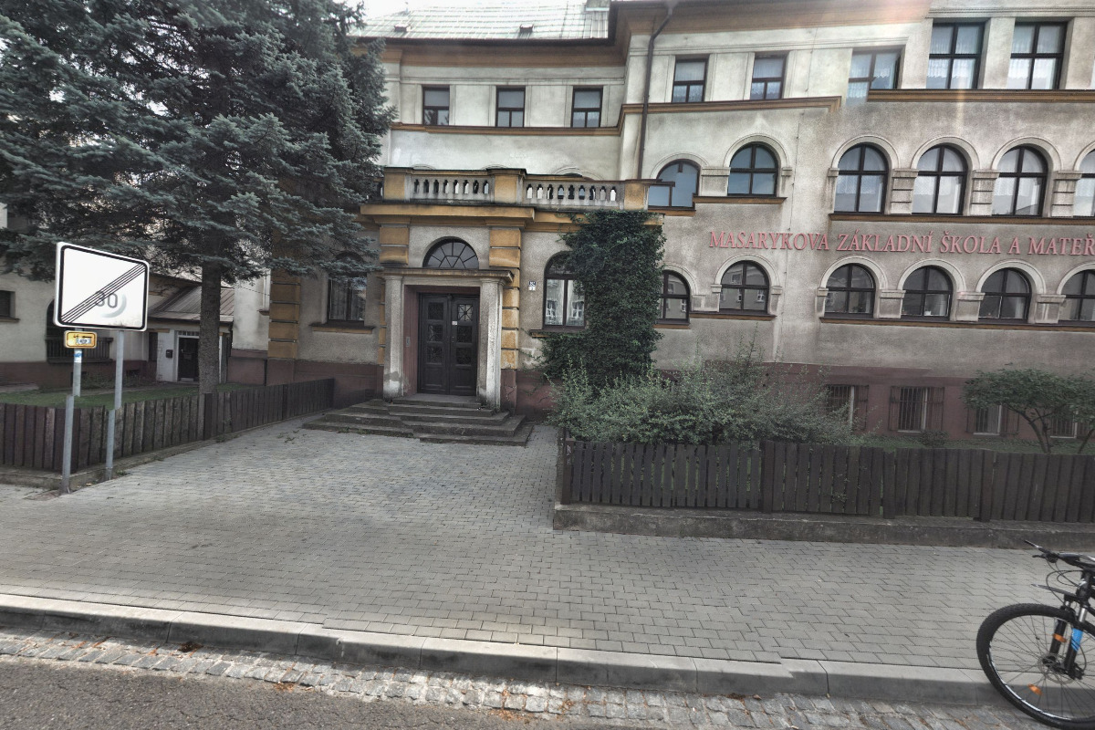 Masarykova ZŠ a MŠ Český Těšín - Komenského