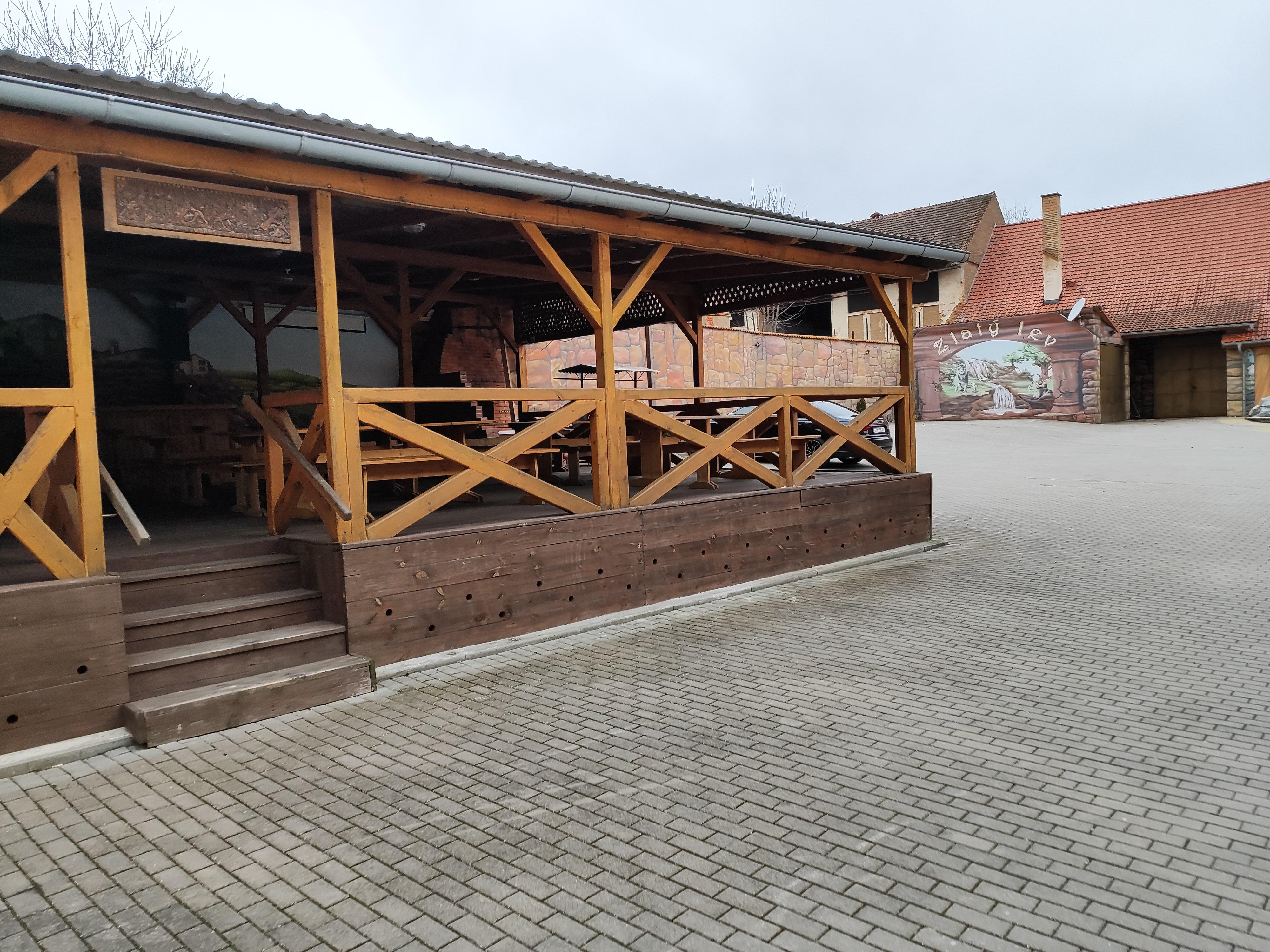 Restaurace Zlatý Lev foto 4