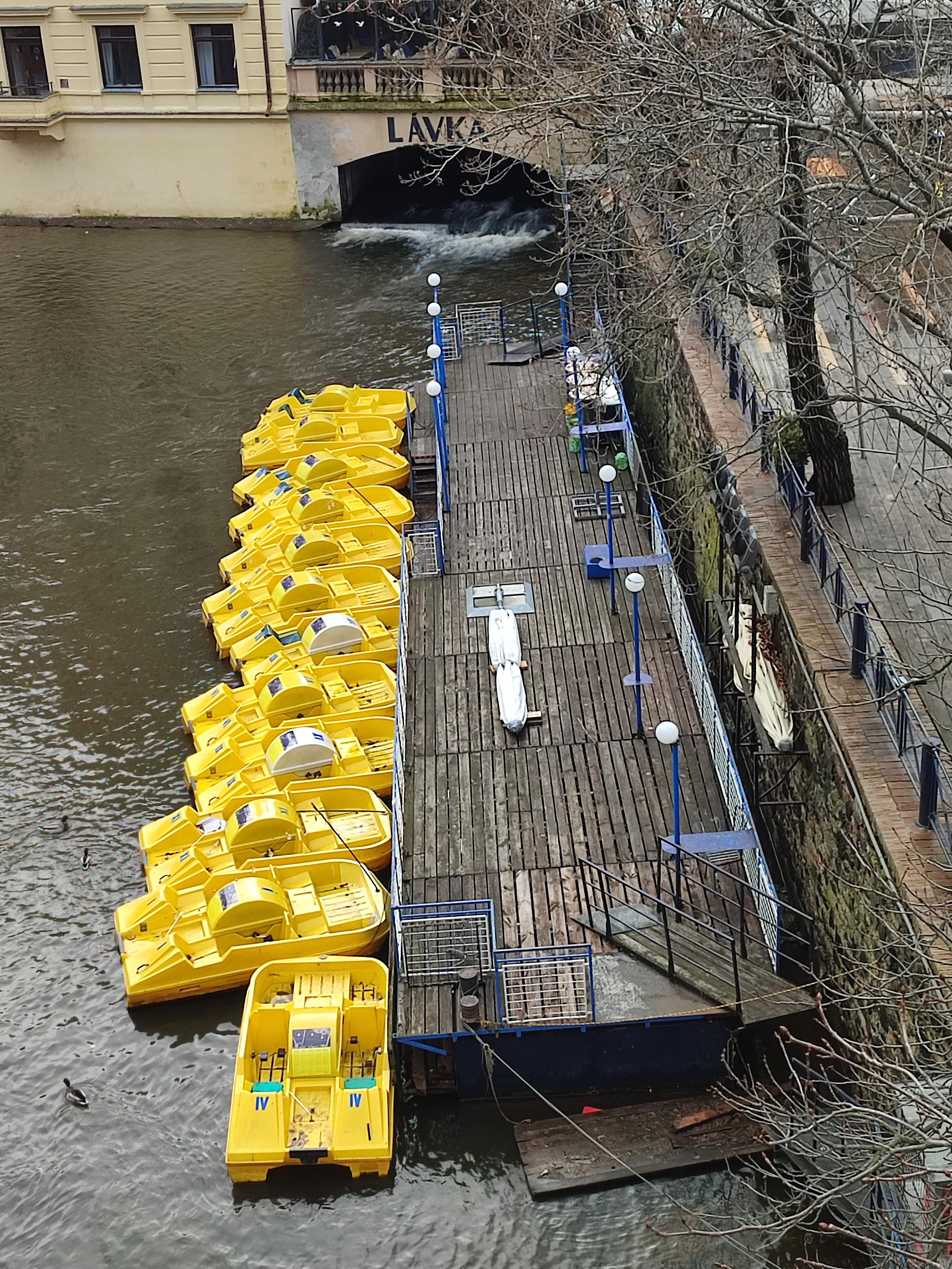 Půjčovna lodiček Novotného lávka foto 2