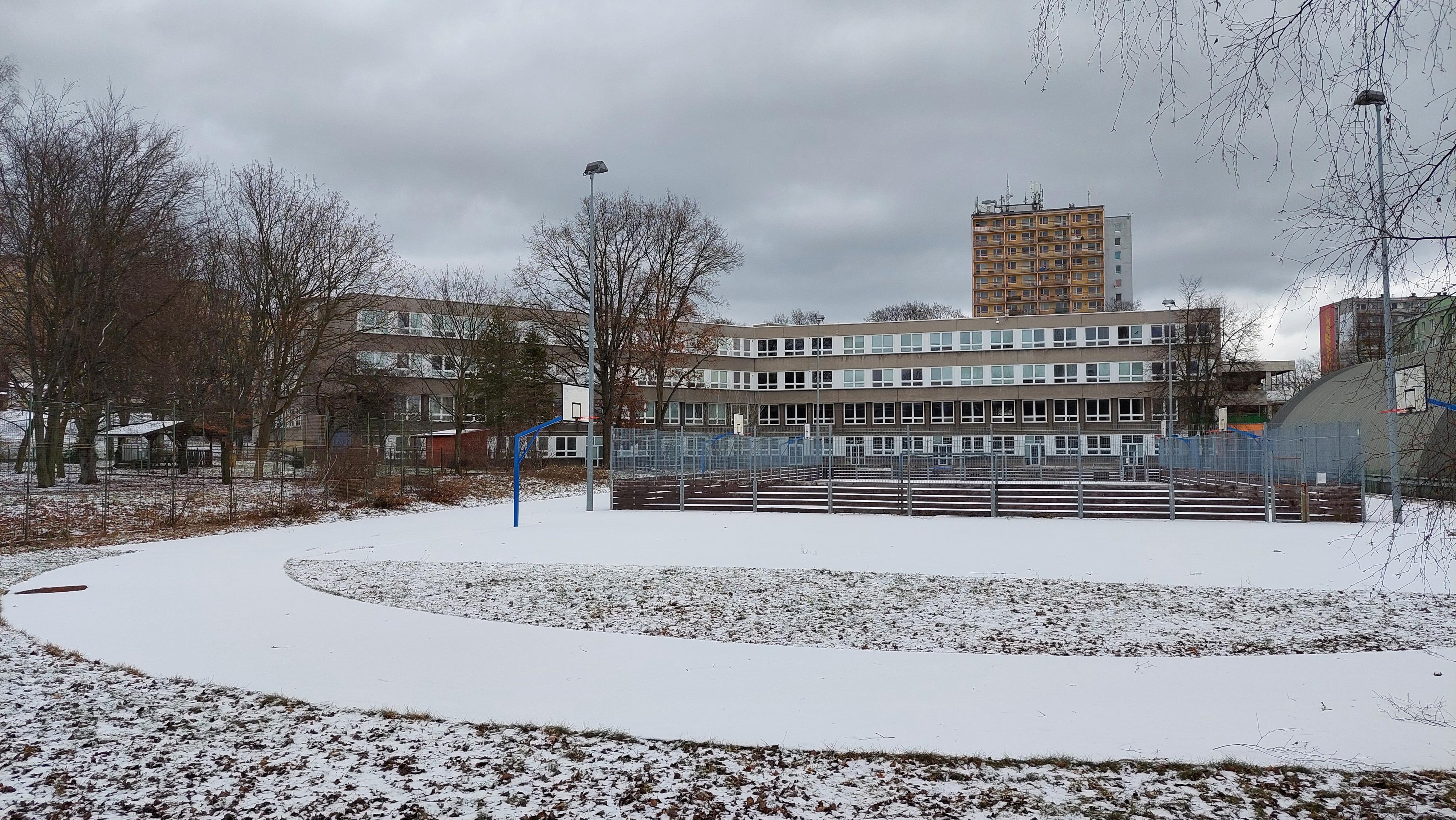 ZŠ Litvínov, Ruská foto 3